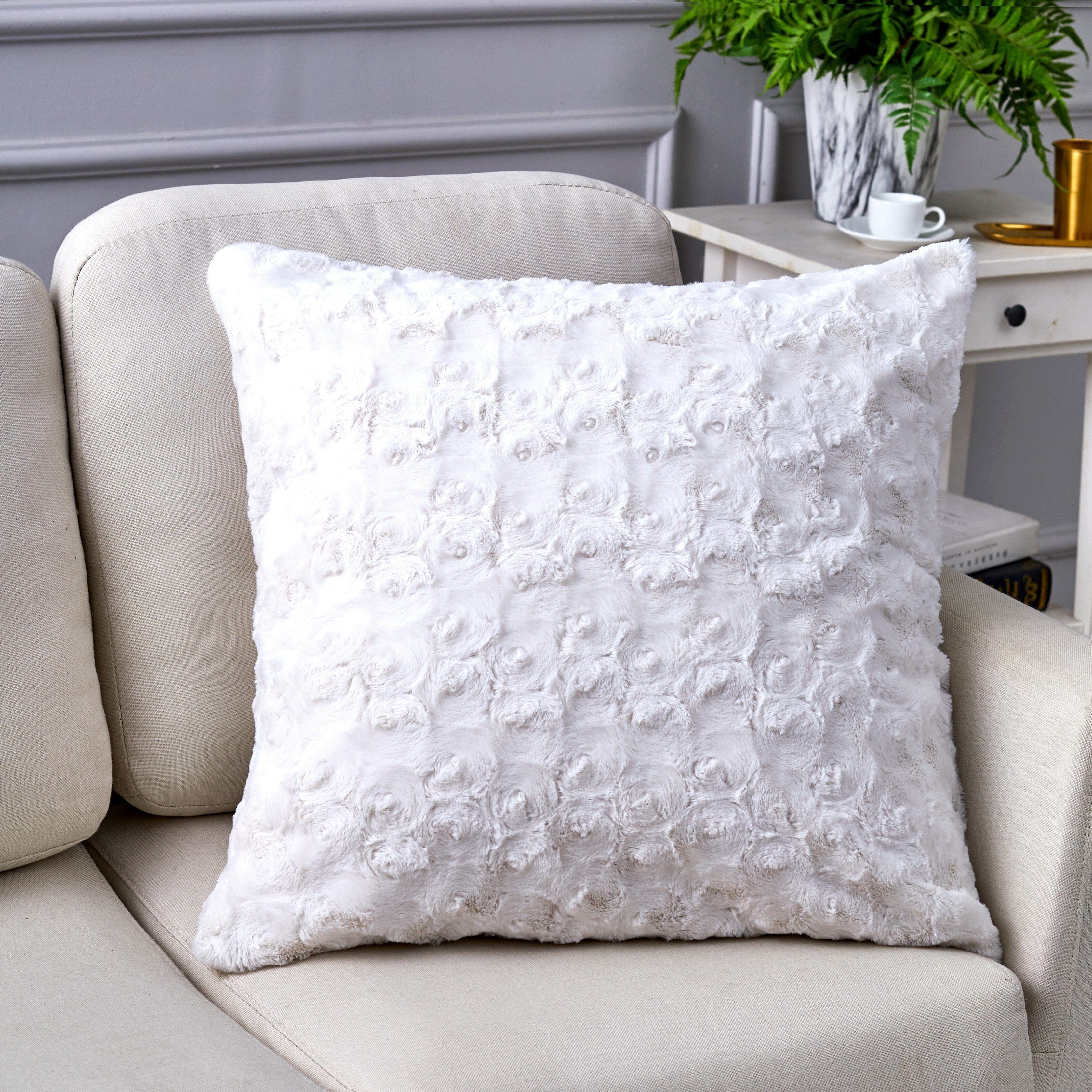 White Roses Faux Fur Decorative Pillow Cover