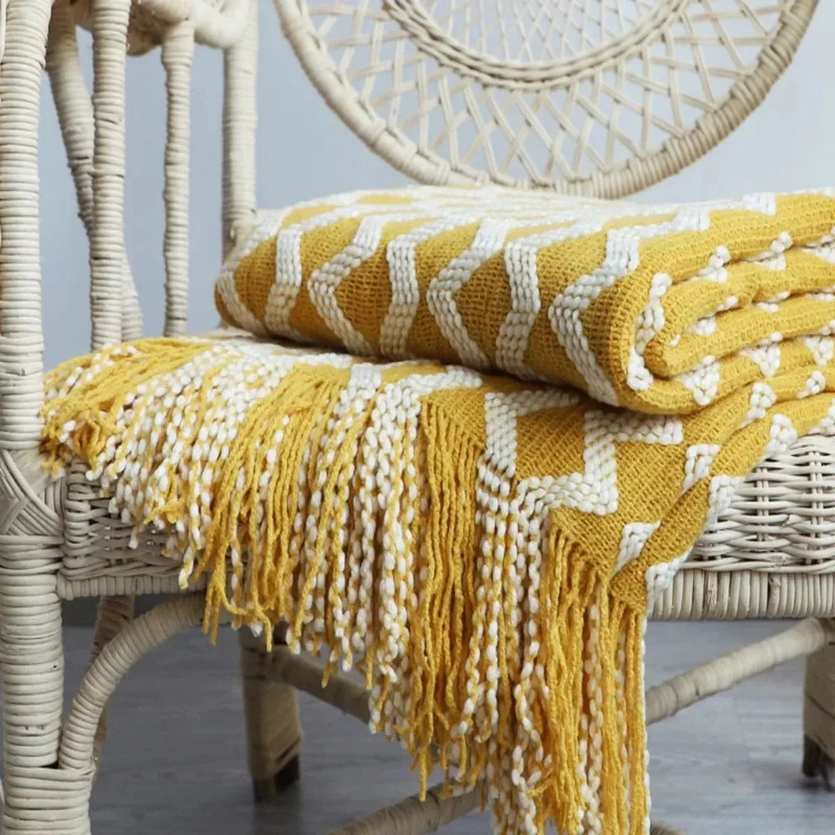 1PC Battilo Solid Knitted Throw Blanket Soft Weave Blankets for Sofa Bed Plaid Blanket Decorative Throws Luxury Bed Cover